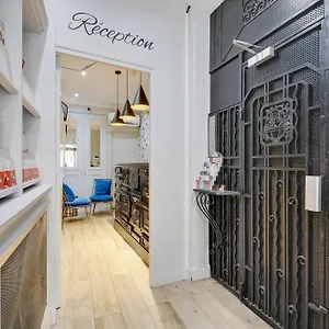 Отель Riviera Elysees Париж