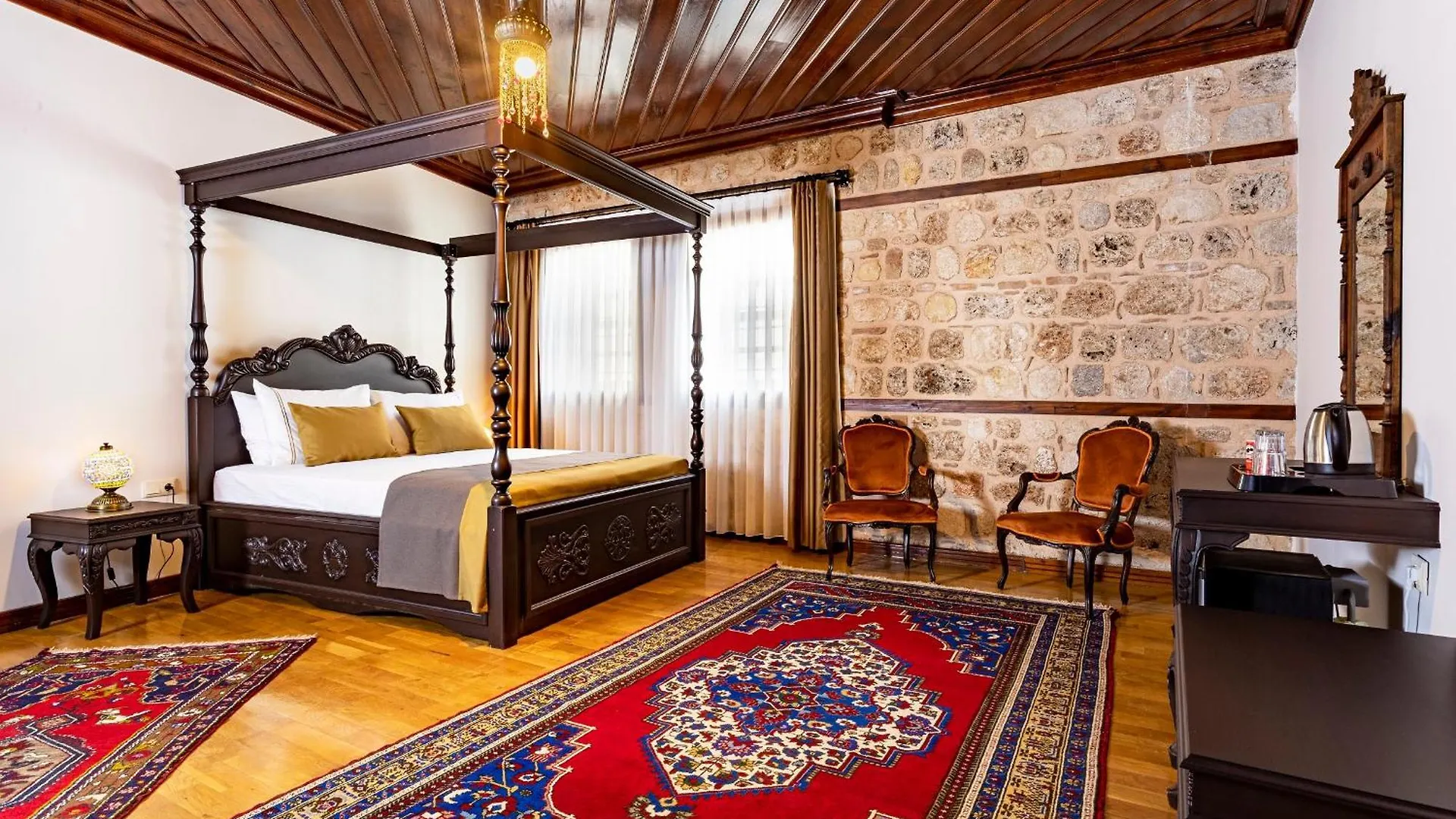 Woo Town Suites Antalya 3*,
